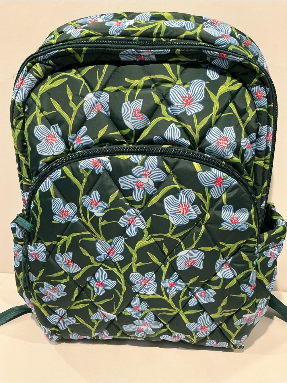 NWT Vera Bradley Floral extra large Travel Multi Compartment Laptop Backpack.